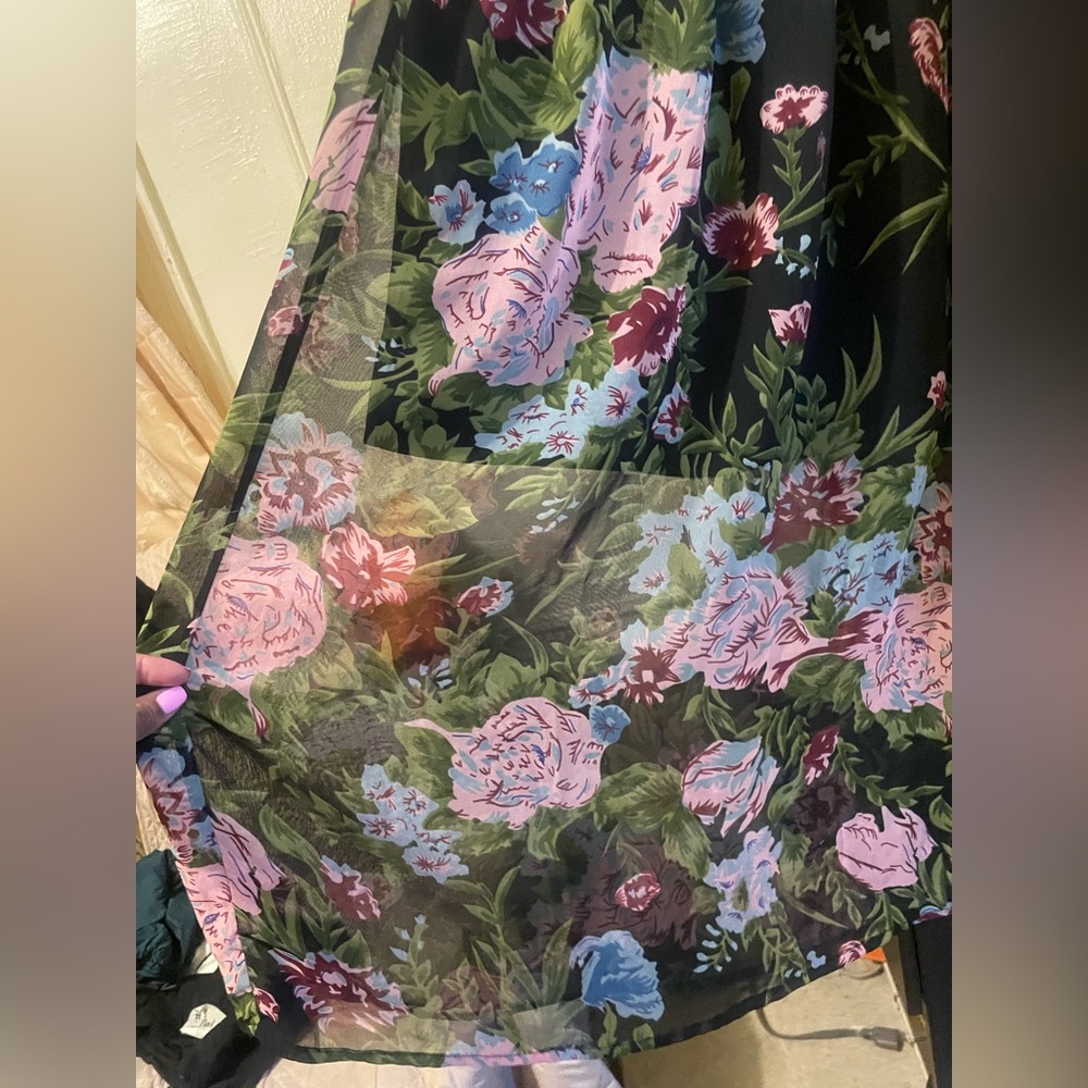 Floral Black Maxi Skirt - Picture 2 of 2